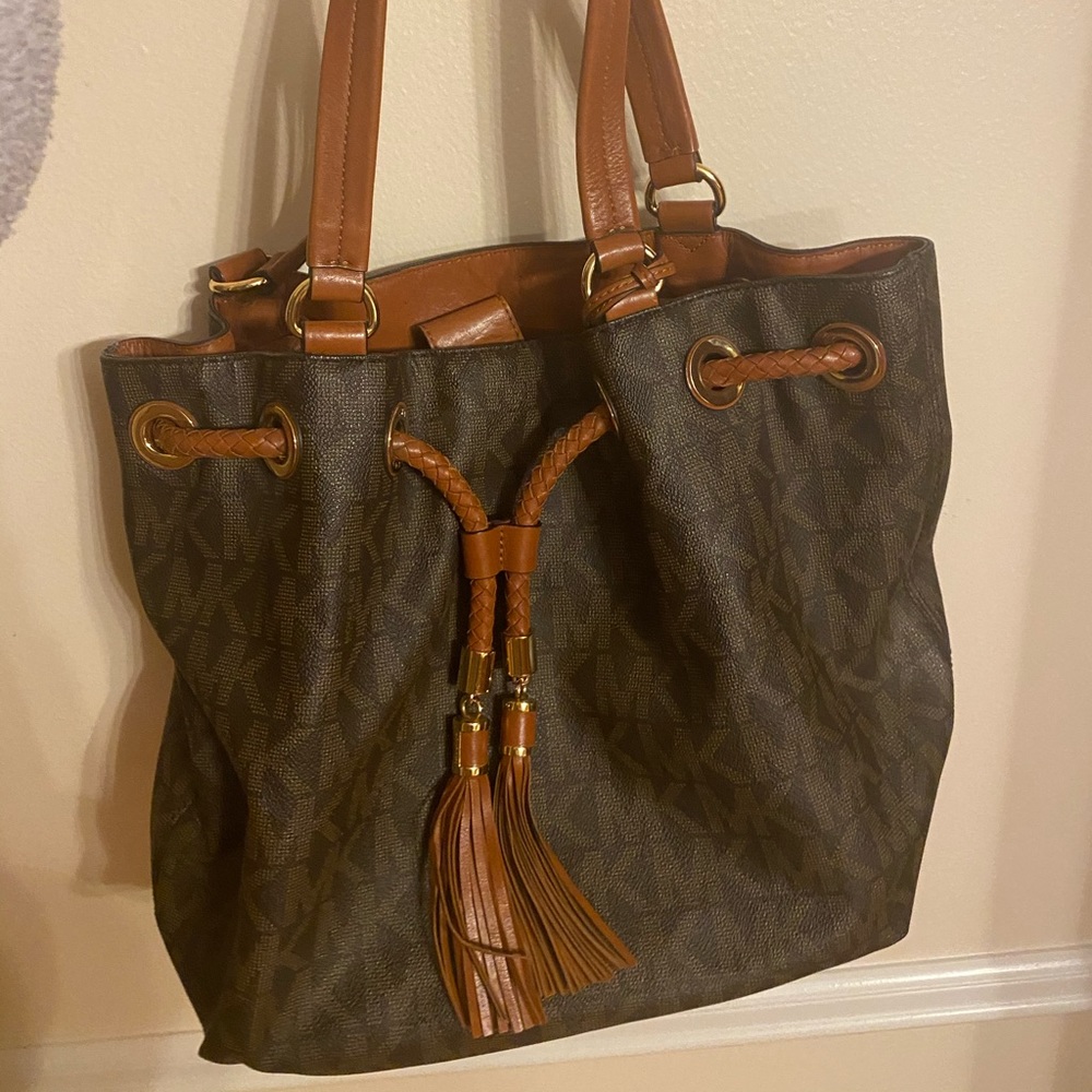 MK purse